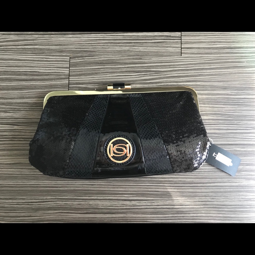 Bebe clutch